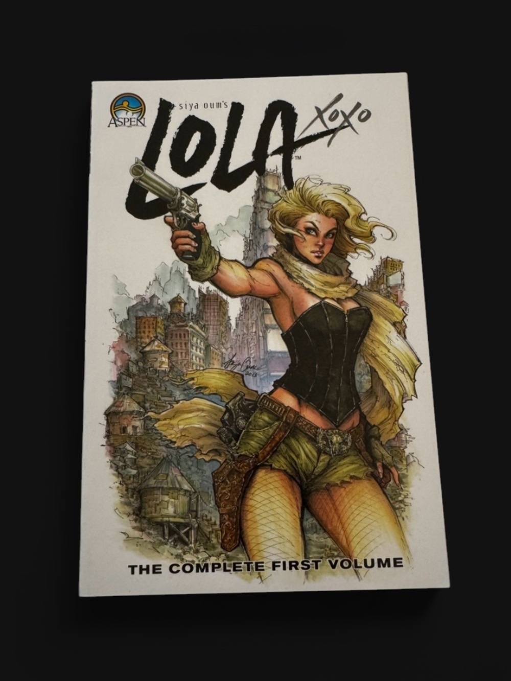 New Lola XOXO: The Complete First Volume (Aspen, 2016, TPB) Siya Oum, Josh Reed